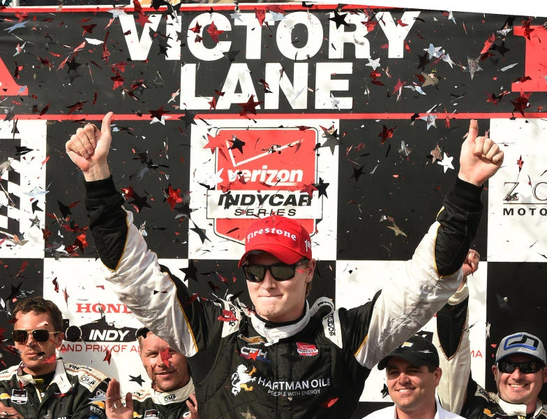 Newgarden clinches first IndyCar Series victory