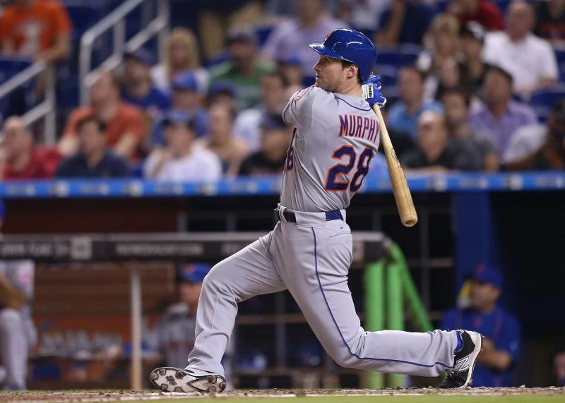 Murphy’s 3-run homer in 9th lifts Mets over Marlins 3-1