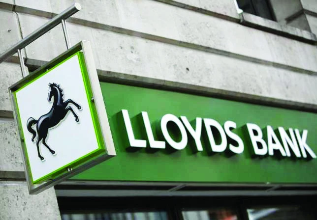 British bank Lloyds posts falling Q1 net profit