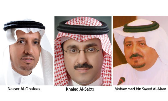 Top officials, prominent personalities pledge allegiance