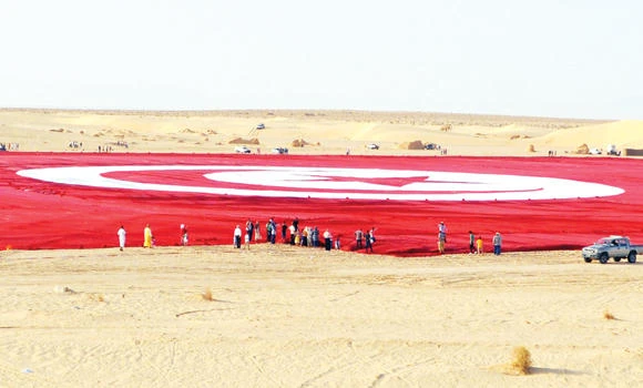Tunisians unfurl world’s ‘largest’ flag