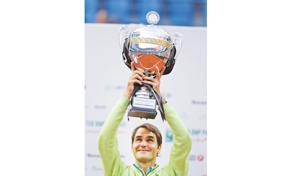 Clinical Federer downs Cuevas to take Istanbul title