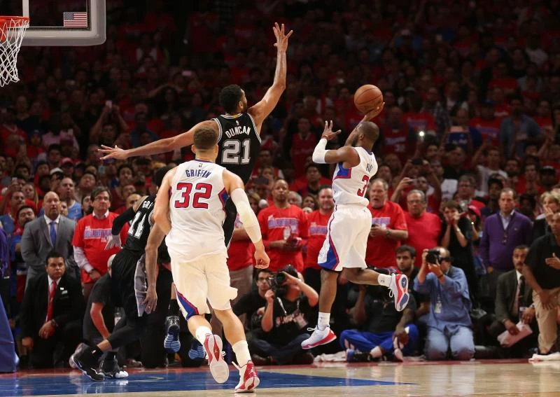 Chris Paul magic lifts Clippers past Spurs in Game 7