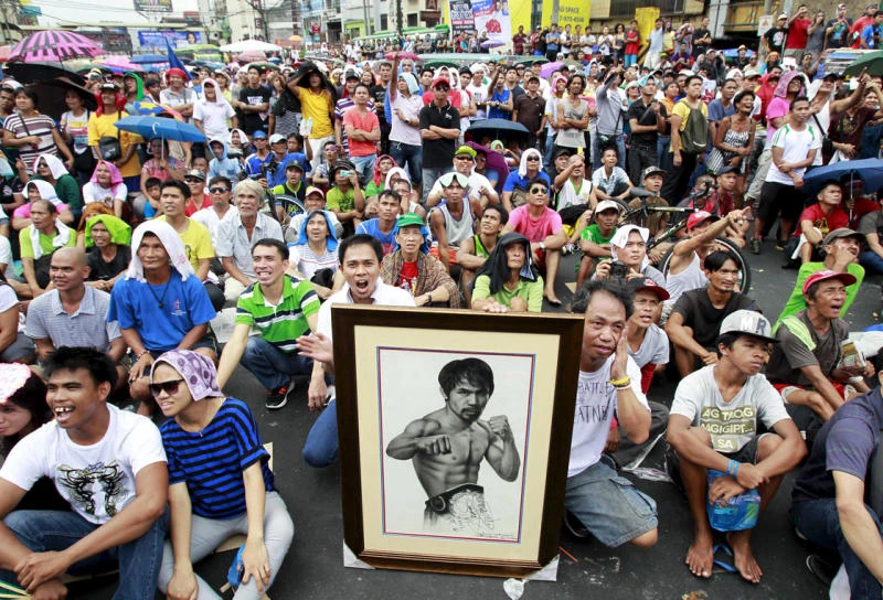 Disappointed Filipinos cry foul as Pacquiao loses