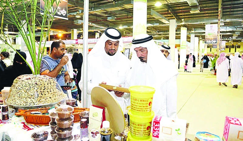Al-Ahsa date factories need Saudi workers