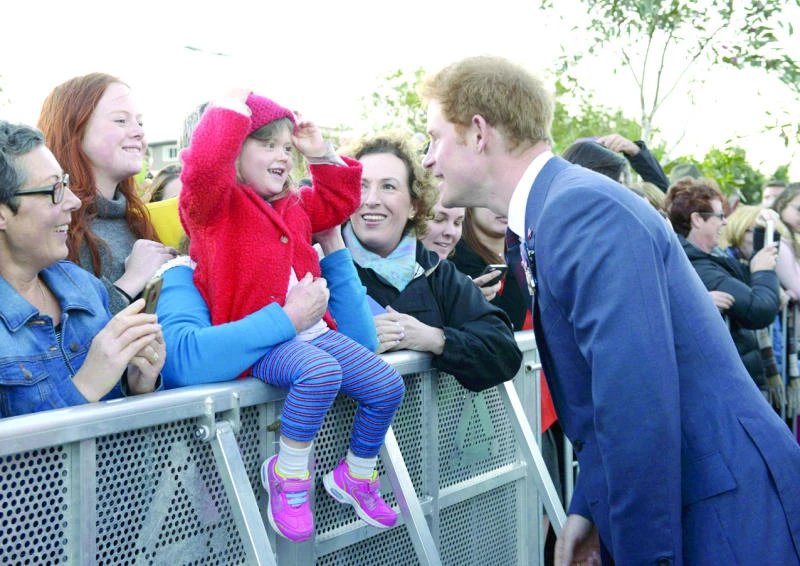 Harry lands in NZ to Maori welcome, marriage offers