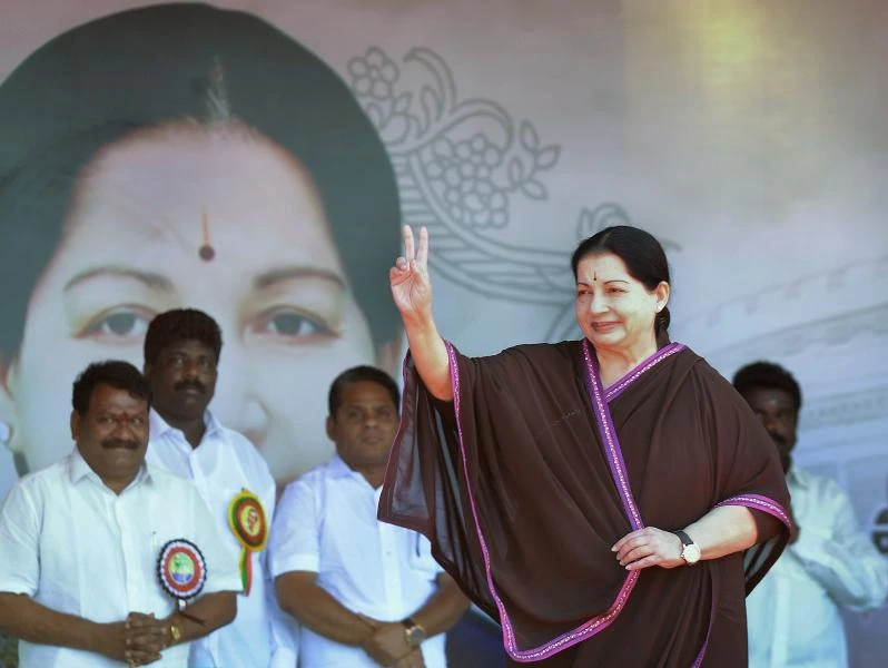 Indian Tamil leader Jayalalithaa cleared of corruption