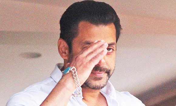 Salman resumes film shoot in Kashmir