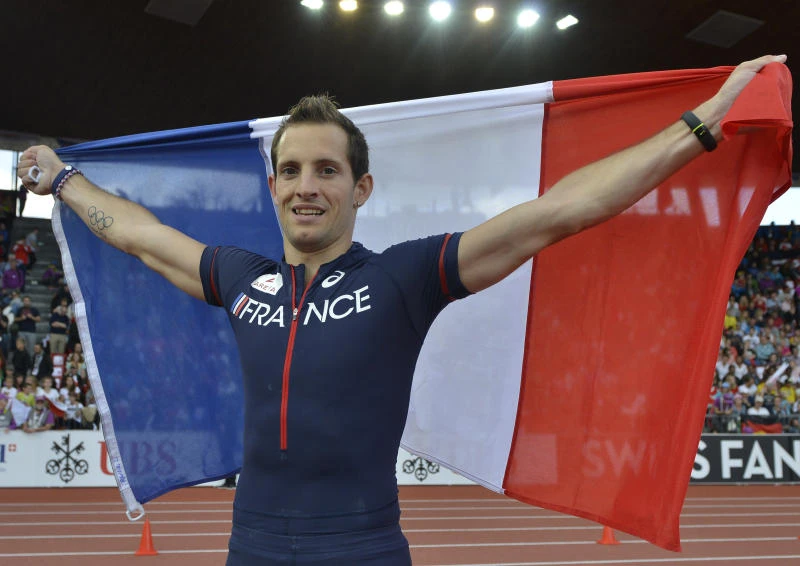 Injured Lavillenie withdraws from Diamond League opener