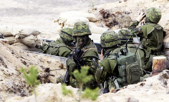 Baltics to ask NATO for thousands of troops