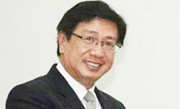 Filipino expats shocked by envoy’s death in copter crash