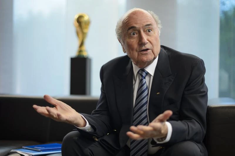 Blatter to visit US in 2016, rejects talk of avoiding FBI