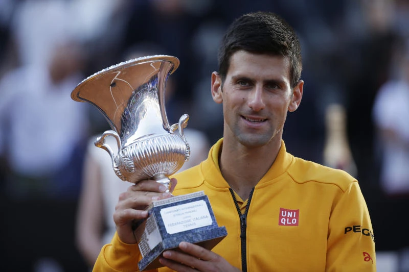 Djokovic, Sharapova reign supreme in Rome