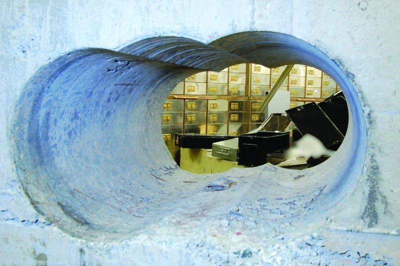 British cops arrest seven over multimillion pound gem heist