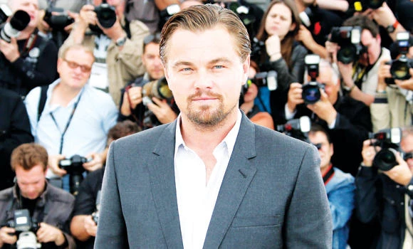 DiCaprio buys $13,620 bag for charity