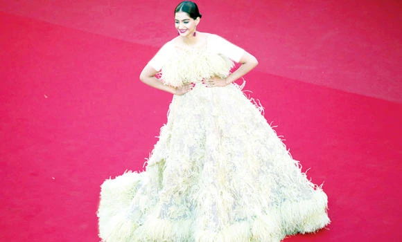 Sorry Sonam, you can‘nes’ not do it!