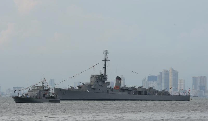 Philippines seeks 'stronger commitment' from US in sea dispute