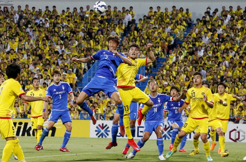 Kashiwa foils comeback bid by Suwon