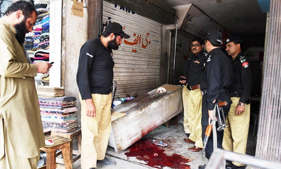 Troops, rebels killed in clash in Pakistan