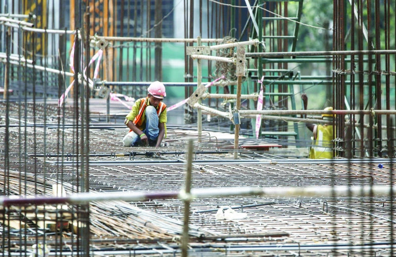 India’s economy grows 7.3 percent in 2014-15