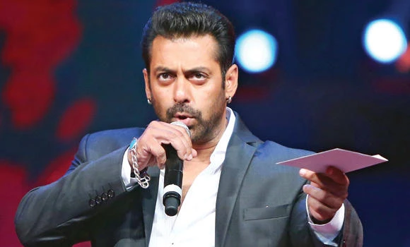 Bailed star Salman performs in UAE