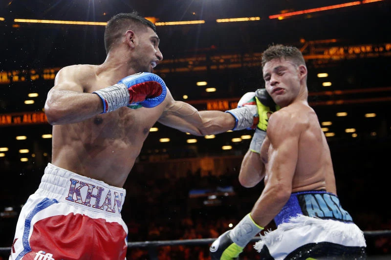 Khan calls out Mayweather after unanimous decision win