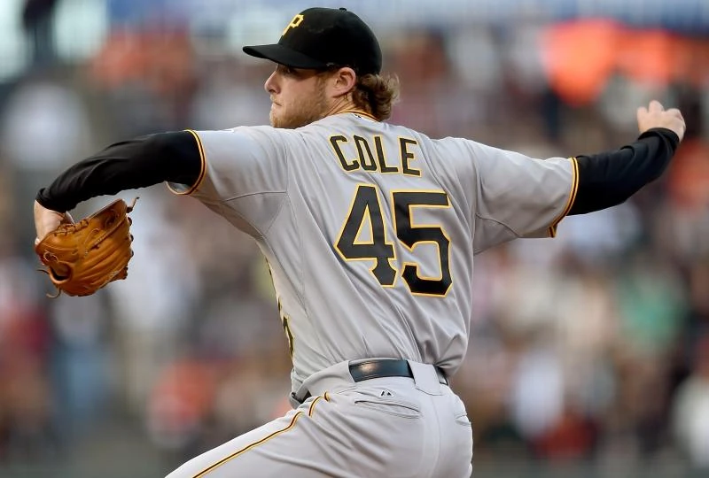 Pirates get some revenge with 4-3 win at Giants