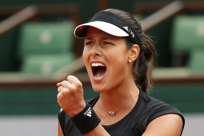 Wawrinka trumphs Federer; Ivanovic to meet Safarova in semis