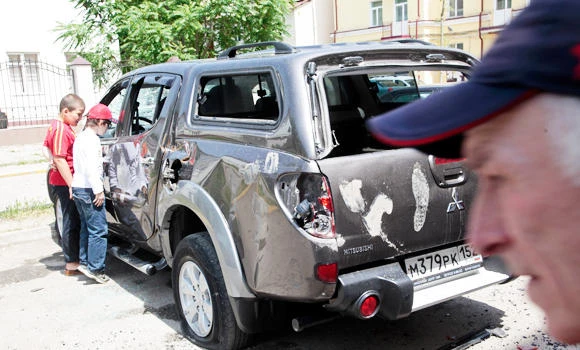 Attackers raid rights group’s Grozny office