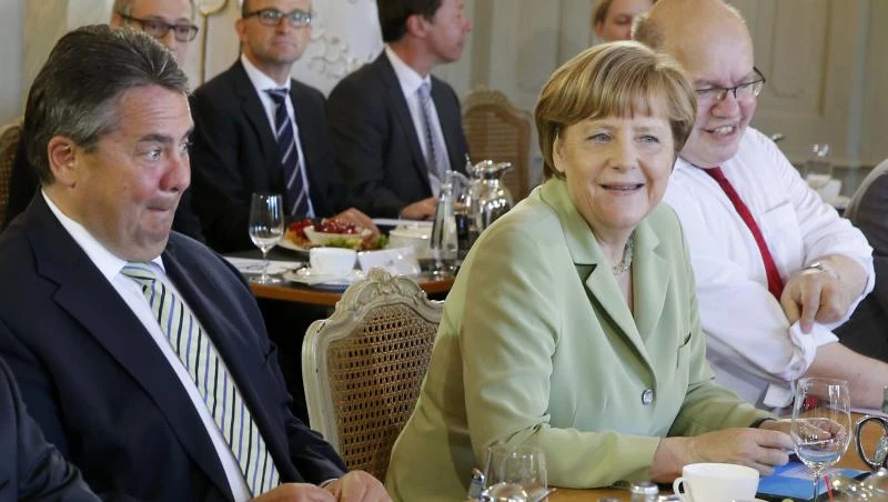 EU weighs unprecedented reform as Britain threatens to leave