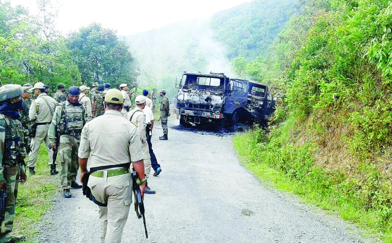 Hunt for militants after 20 Indian cops killed