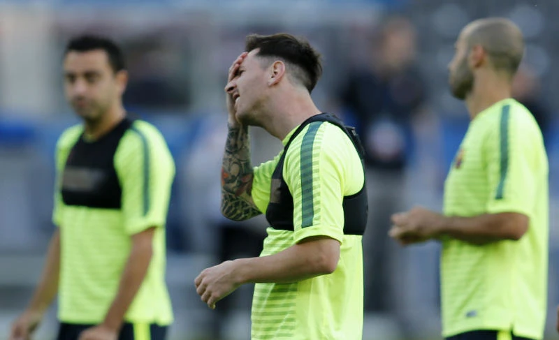 Midfield key to Messi, Barca’s dream of making history: Enrique