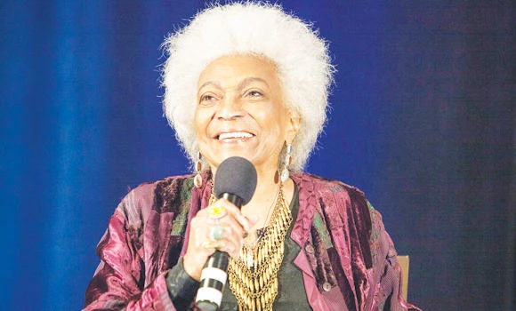 ‘Star Trek’ star Nichols recovering from stroke