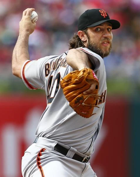 Bumgarner Ks 11, overcomes Francoeur slam in Giants win over Phillies