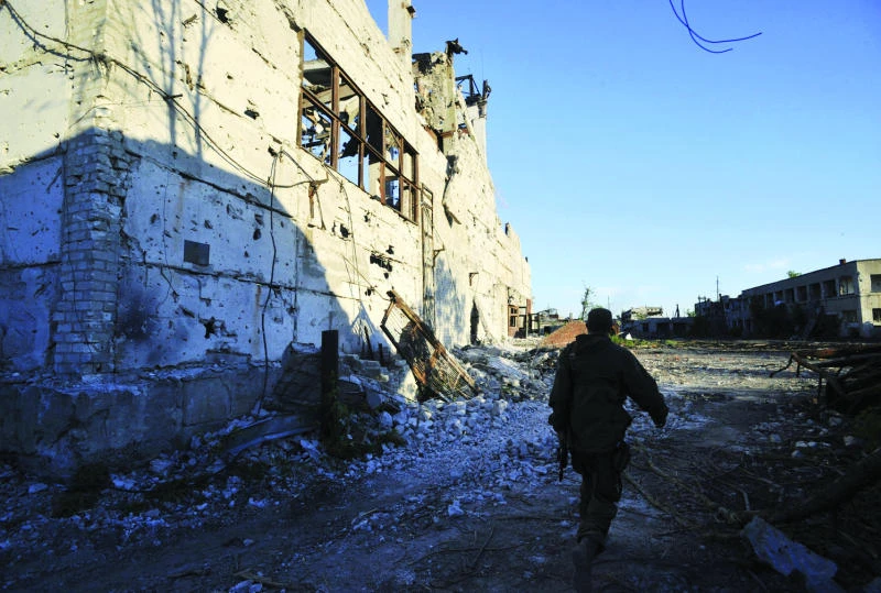 Ukraine says rebels have army of ‘mid-sized state’