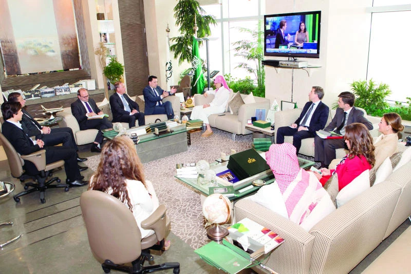Investment boost: Alwaleed receives French delegation