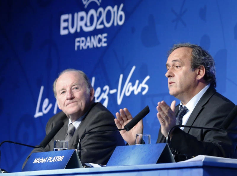 Platini declines to say if he will seek FIFA presidency