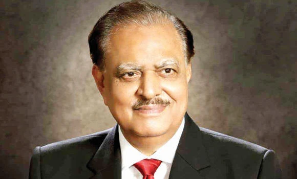 Pak president to perform Umrah