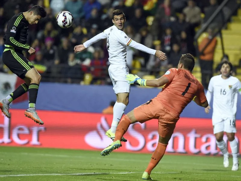 Mexico held by minnows Bolivia at Copa America