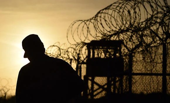 America transfers six Yemeni detainees to Oman