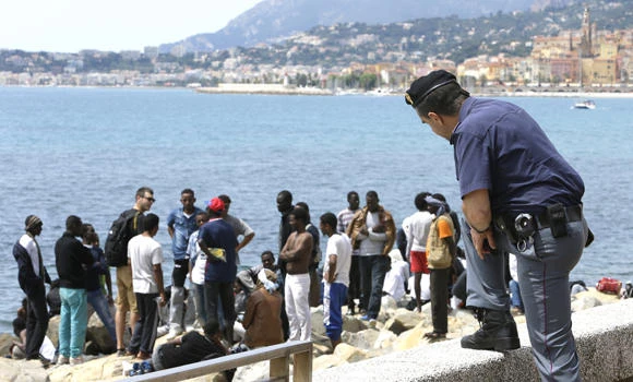 Italy threatens to ‘hurt’ Europe if no help with migrants