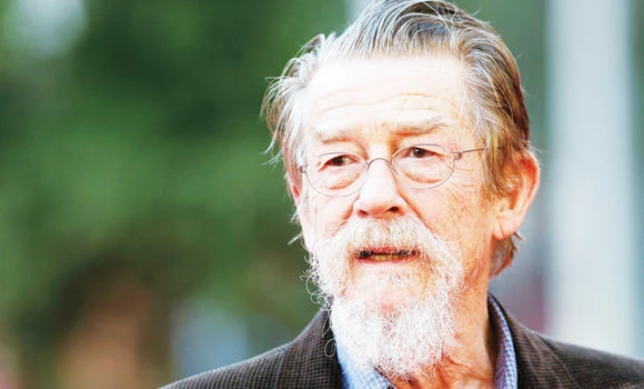 British actor Hurt diagnosed with cancer