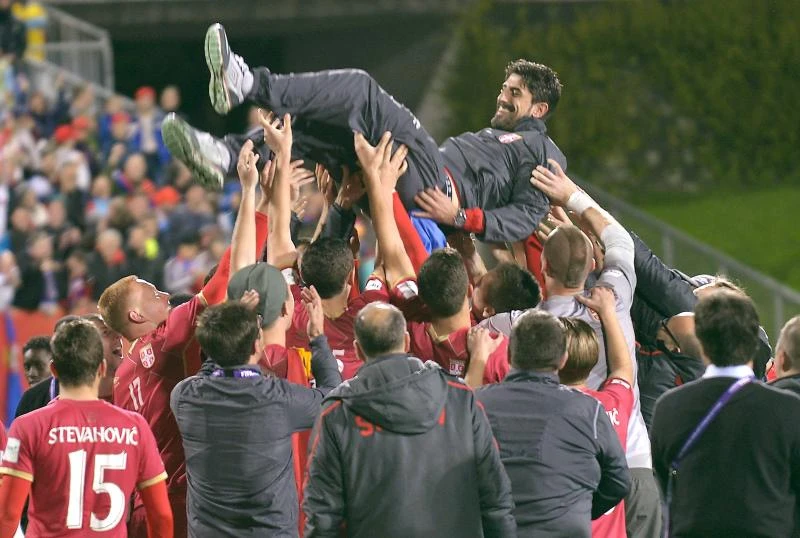Maksimovic gives Serbia historic World Cup win