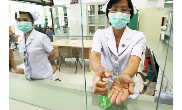 Thailand says 175 exposed to MERS patient