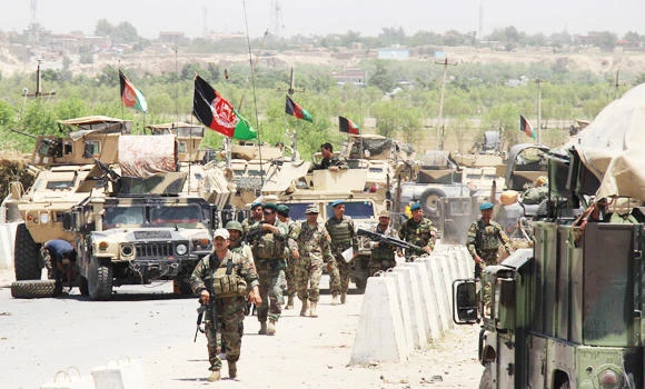 Alarm as Afghan Taleban advance on a crucial city