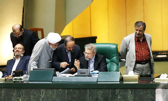 Iranian MPs ban inspector access to military sites