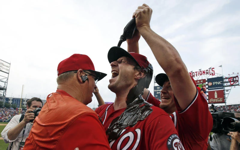 Scherzer almost perfect as Nationals drub Pirates 6-0