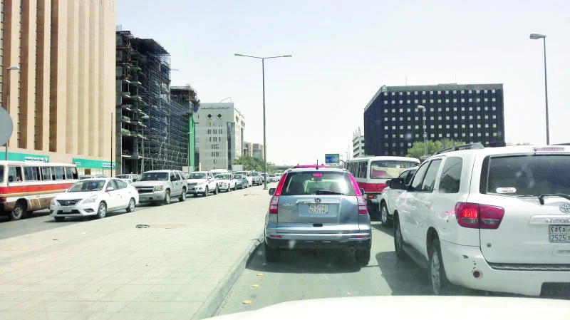 Leave early for work to avoid traffic congestion: Official