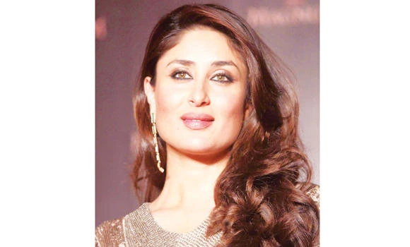 Sharmila wants to see me in glamorous roles: Kareena