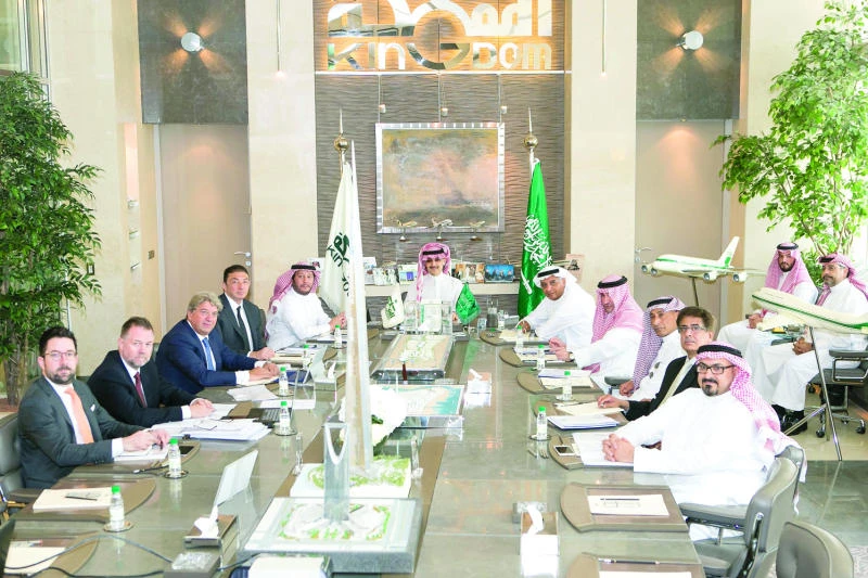 Prince Alwaleed reviews Kingdom City and Kingdom Tower project